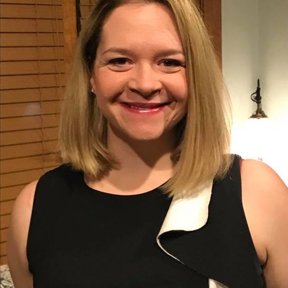 Meet your Posher, Aria - Picture 1 of 1